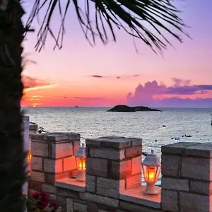 Castle 4*, Ksamil Albania